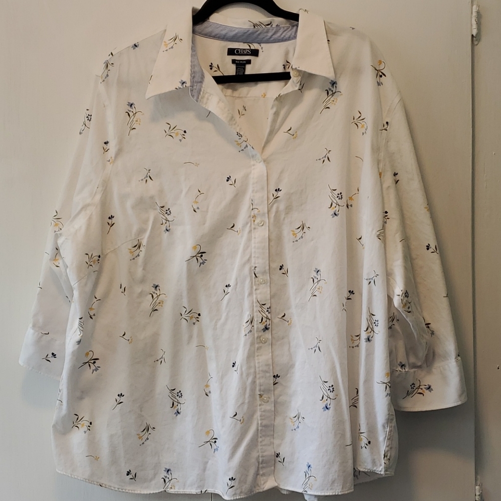 Chaps springtime 3/4 sleeve button up